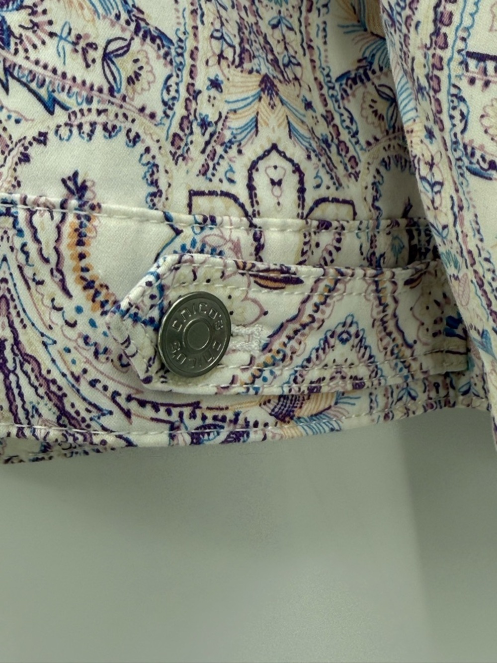 Chico’s Sateen Jean Jacket Paisley Print Button Front Stretch Jean Jacket Boho - Picture 11 of 12